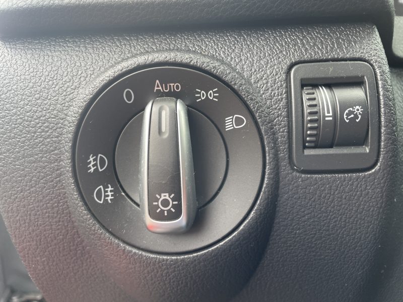 VOLKSWAGEN TIGUAN 2012