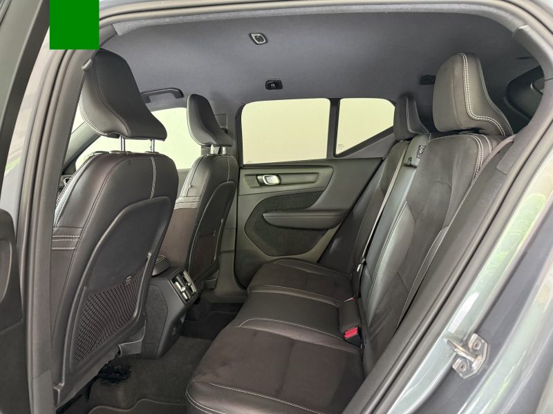 VOLVO XC40 D4 190 CV AWD R-DESIGN Geartronic 8