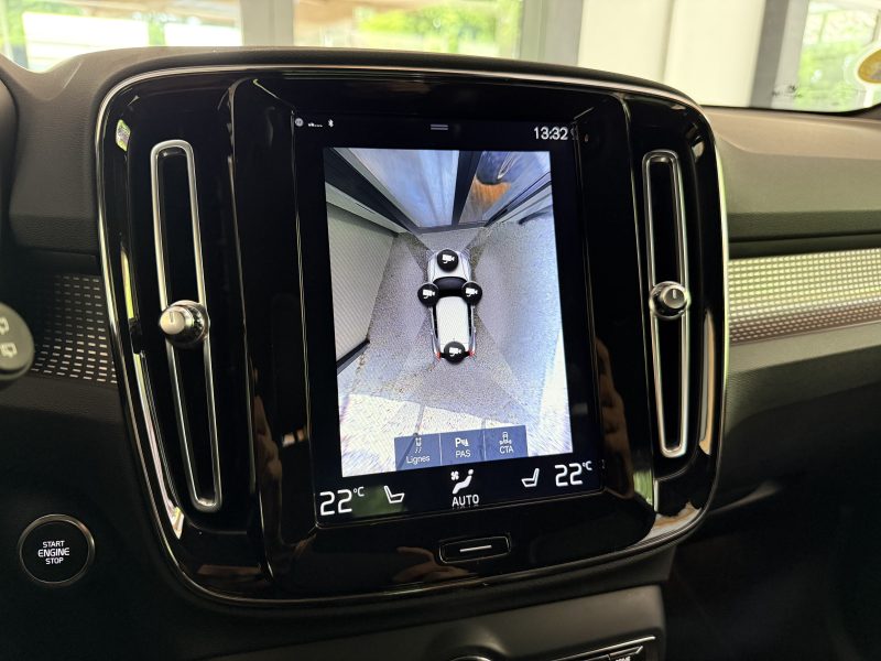 VOLVO XC40 D4 190 CV AWD R-DESIGN Geartronic 8