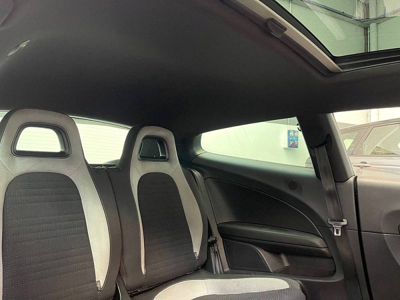VOLKSWAGEN SCIROCCO 2010