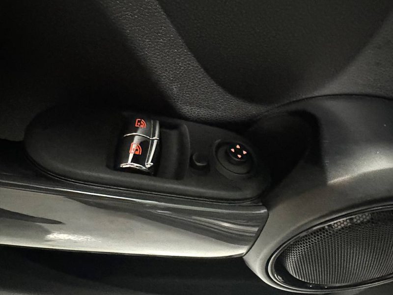 MINI COOPER 1.5 ONE D 95 EDITION SHOREDITCH 3P