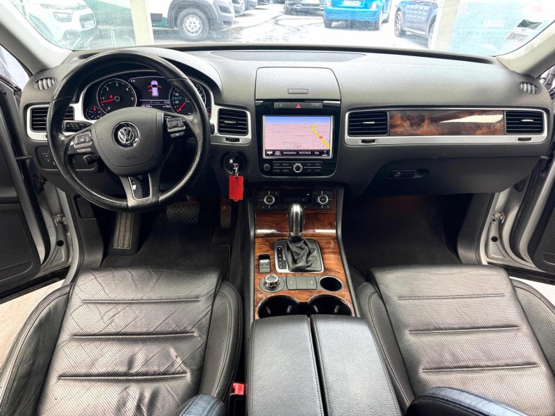 VOLKSWAGEN TOUAREG 2010