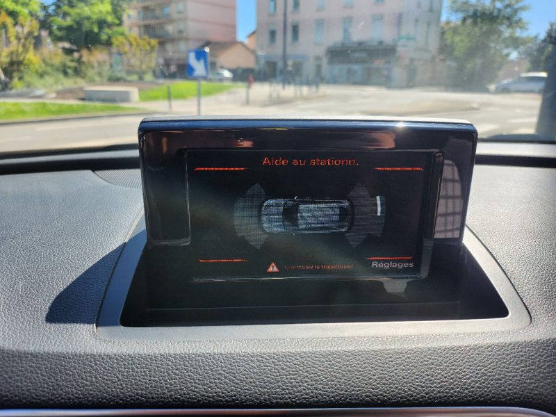 AUDI Q3 2.0TDI 140CV  S LINE