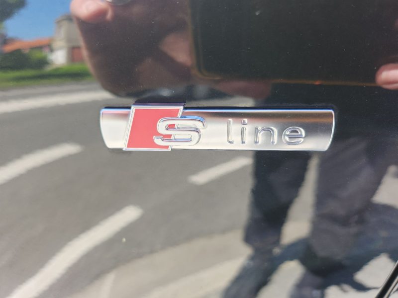 AUDI Q3 2.0TDI 140CV  S LINE