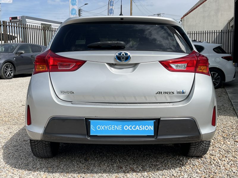 TOYOTA AURIS Hybride 136h Feel 09/2014