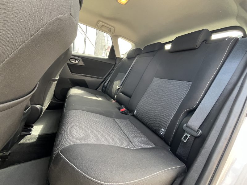 TOYOTA AURIS Hybride 136h Feel 09/2014