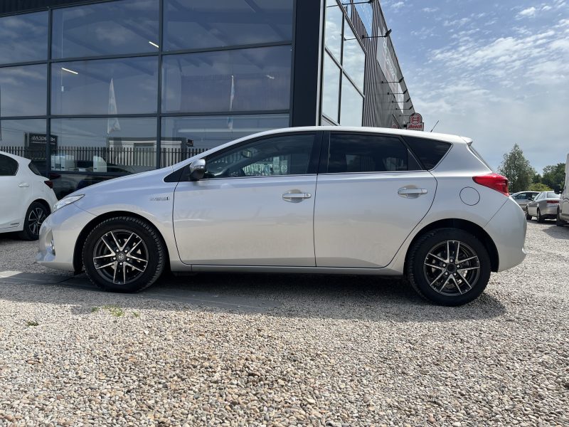 TOYOTA AURIS Hybride 136h Feel 09/2014