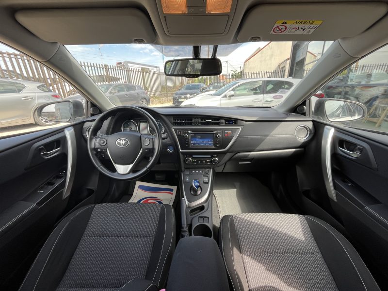 TOYOTA AURIS Hybride 136h Feel 09/2014
