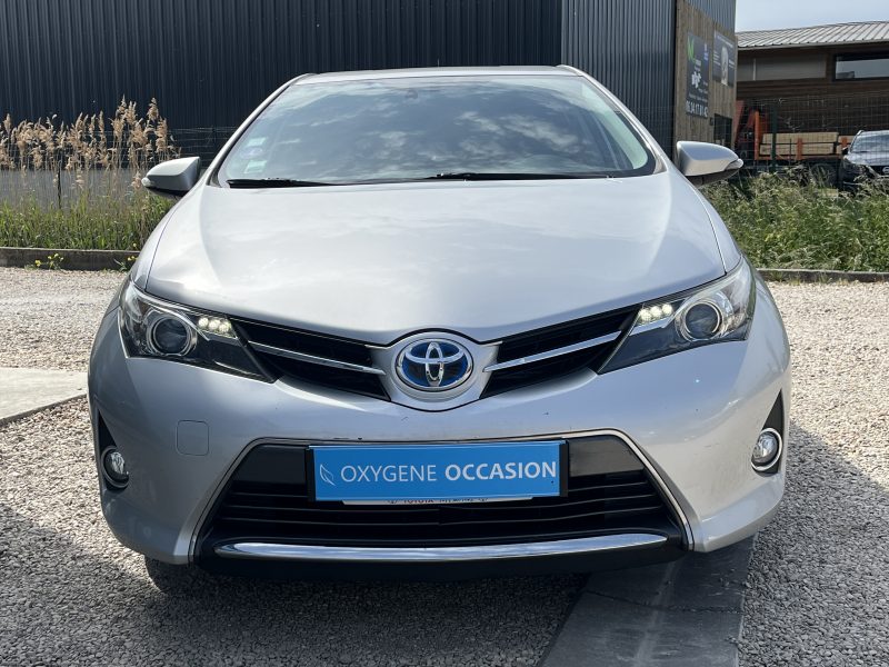 TOYOTA AURIS Hybride 136h Feel 09/2014