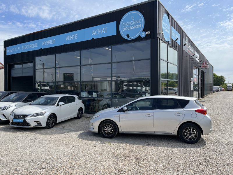 TOYOTA AURIS Hybride 136h Feel 09/2014