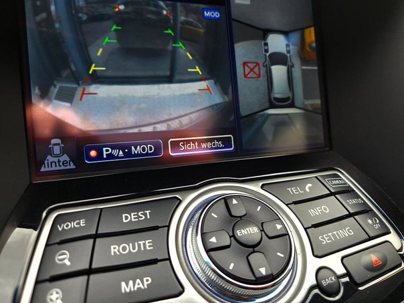 INFINITI QX70 3.7 V6 320 S PREMIUM*TOIT*360°CAMERA*