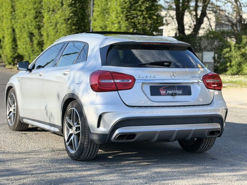 GLA 45 AMG 4-MATIC SpeedShift Toit Ouvrant / Ceinture Rouge / Paiement 4X ou 10X Possible