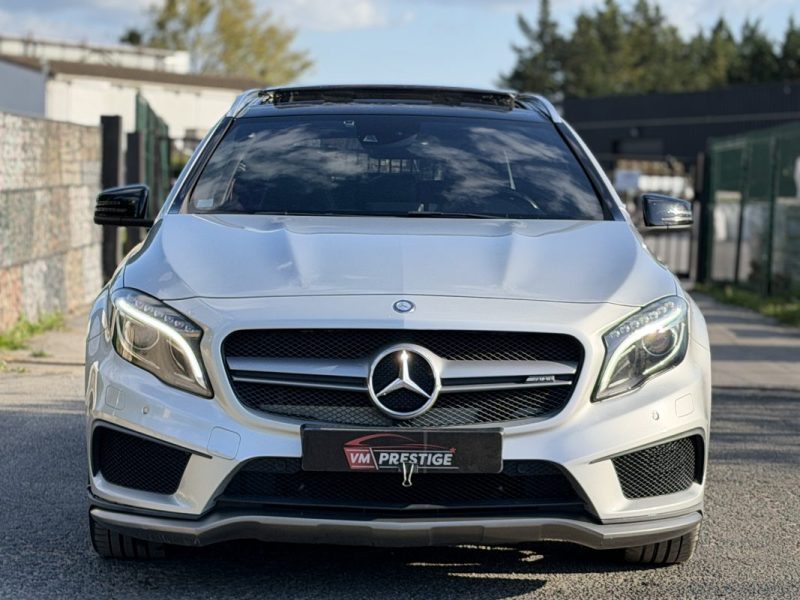 GLA 45 AMG 4-MATIC SpeedShift Toit Ouvrant / Ceinture Rouge / Paiement 4X ou 10X Possible