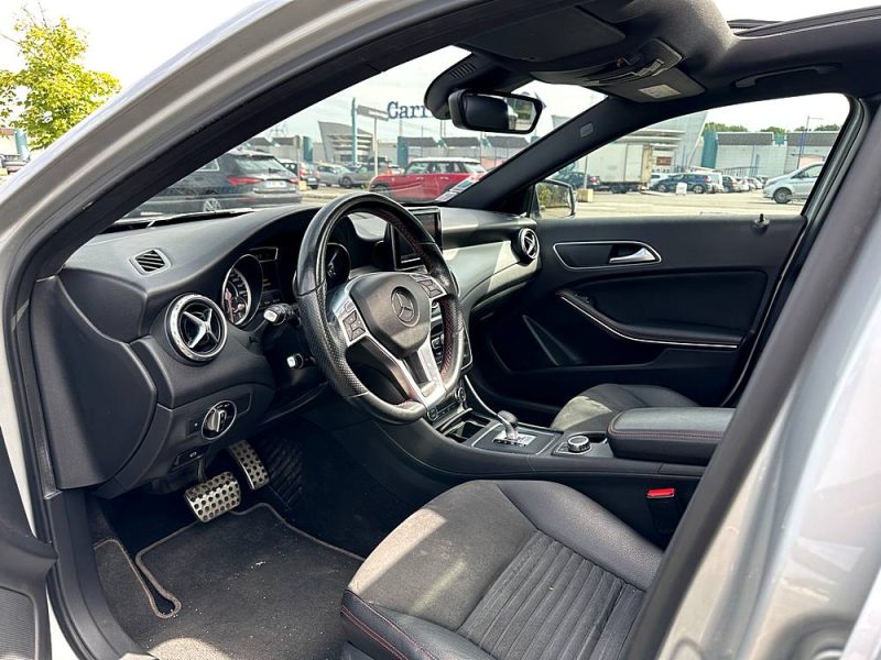 MERCEDES CLASSE GLA 45 AMG 4-MATIC SpeedShift / Paiement 4X ou 10X Possible