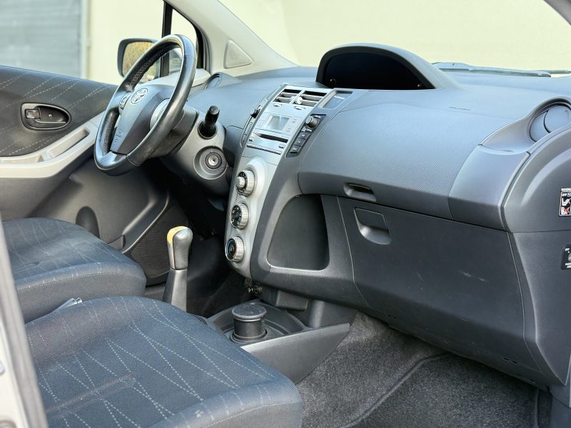 TOYOTA YARIS 2007