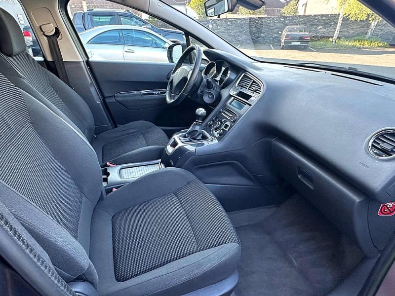 PEUGEOT 5008 7 PLACES 2013 GARANTIE 24 MOIS 