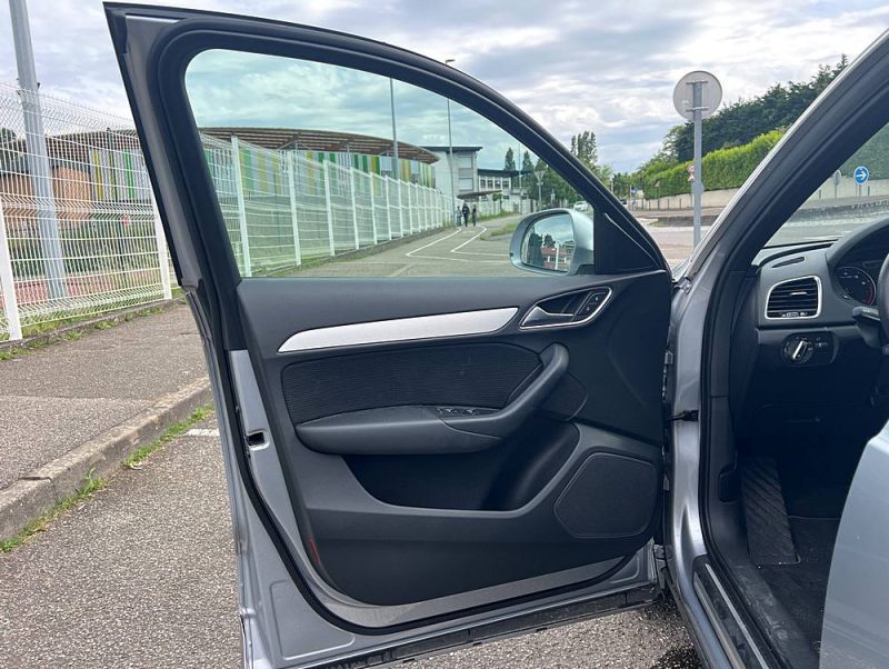 AUDI Q3 1.4 L TFSI 150 ch S LINE S TRONIC Kilométrage certifié Audi