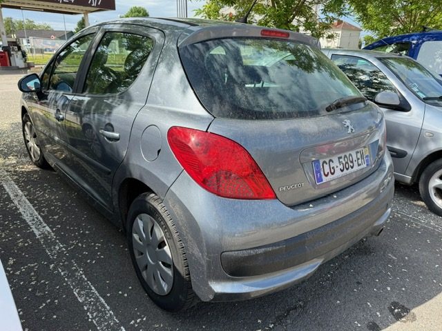 LOT MARCHAND  207 / TWINGO  2001