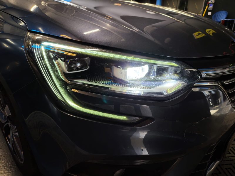 RENAULT MEGANE 1.2 TCE 130cv INTENS / ECLAIRAGE D'AMBIANCE / CAMERA DE RECUL  