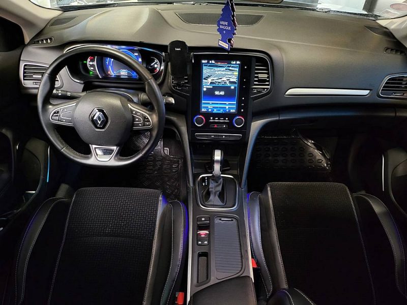 RENAULT MEGANE 1.2 TCE 130cv INTENS / ECLAIRAGE D'AMBIANCE / CAMERA DE RECUL  