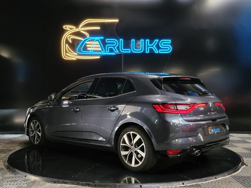 RENAULT MEGANE 1.2 TCE 130cv INTENS / ECLAIRAGE D'AMBIANCE / CAMERA DE RECUL  