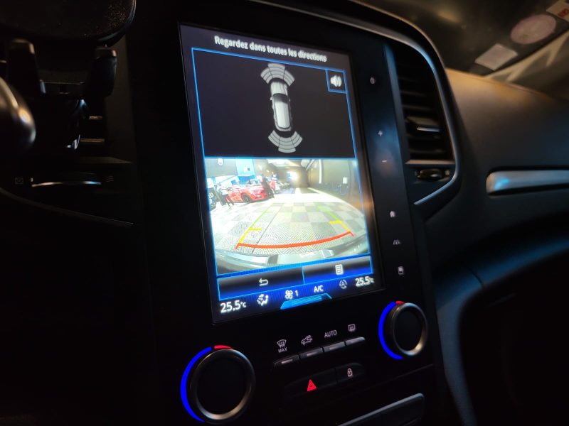 RENAULT MEGANE 1.2 TCE 130cv INTENS / ECLAIRAGE D'AMBIANCE / CAMERA DE RECUL  