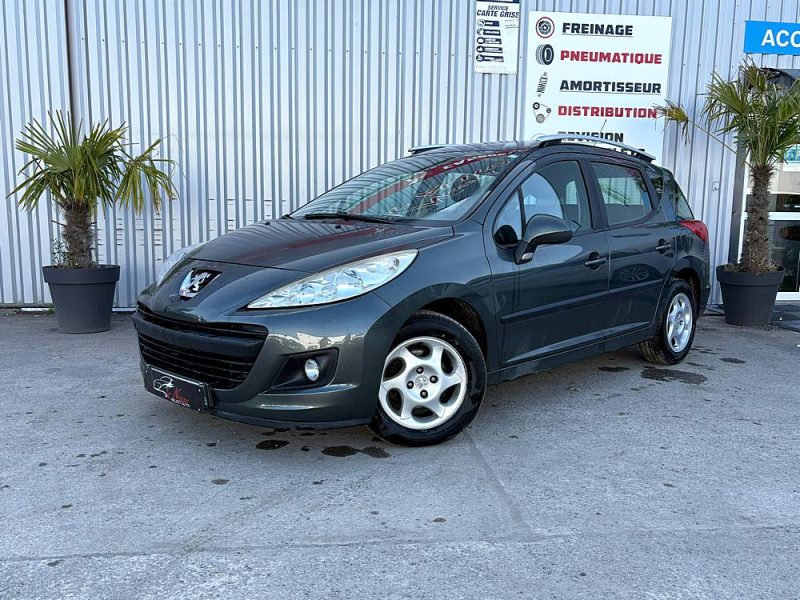 PEUGEOT 207 2011