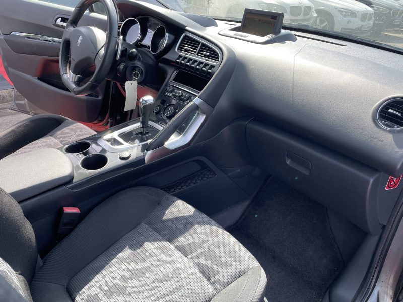 PEUGEOT 3008 2010