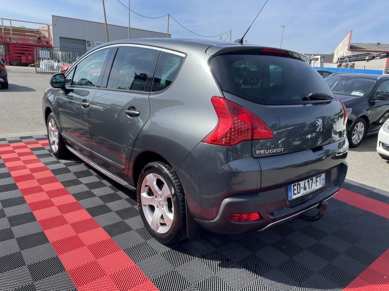 PEUGEOT 3008 2010