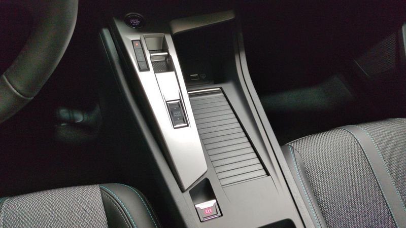 Peugeot 308 Bluehdi 130ch s&s eat8 allure + pack access +  vision 360