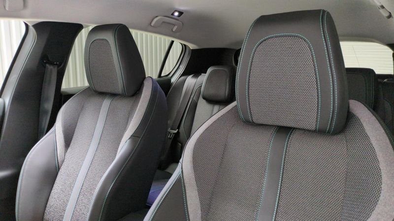 Peugeot 308 Bluehdi 130ch s&s eat8 allure + pack access +  vision 360