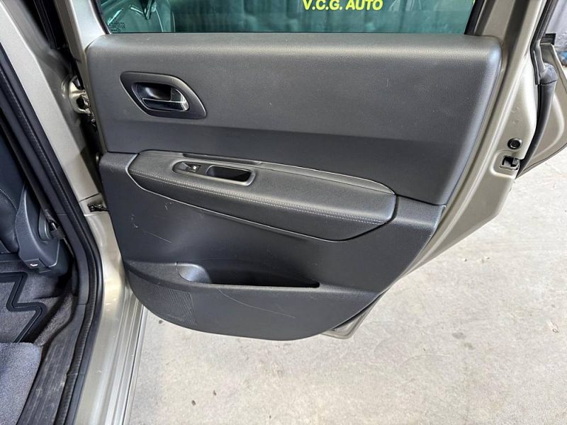 PEUGEOT 3008 2.0 HDi Hybrid4 163CH + 37CH