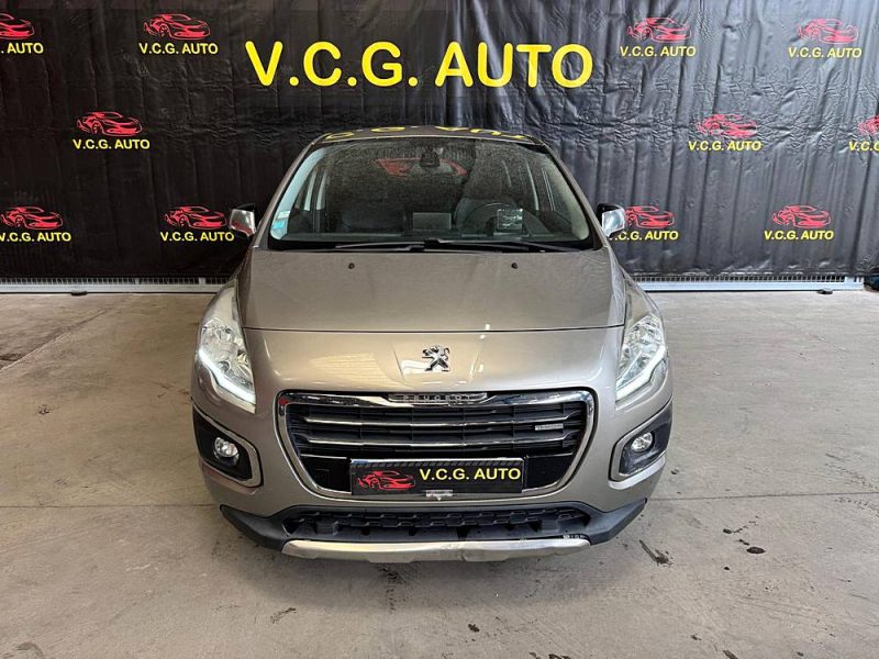 PEUGEOT 3008 2.0 HDi Hybrid4 163CH + 37CH