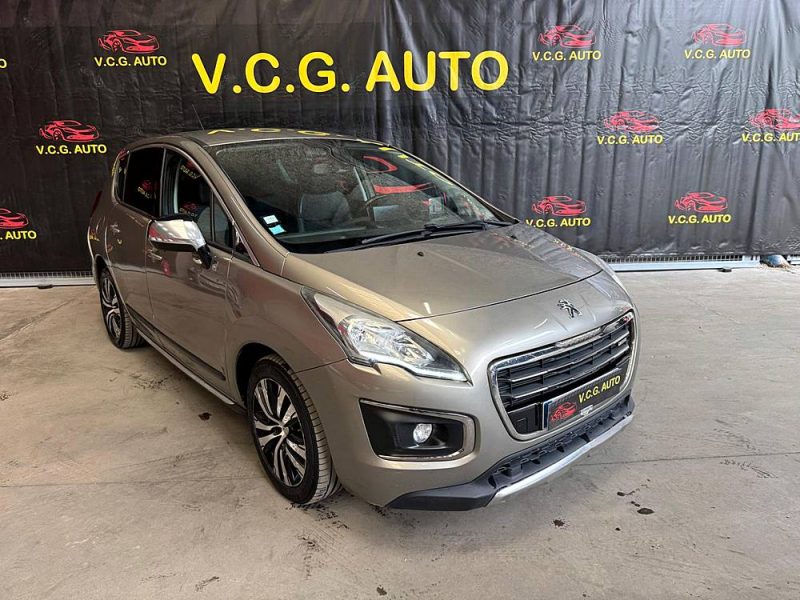 PEUGEOT 3008 2.0 HDi Hybrid4 163CH + 37CH