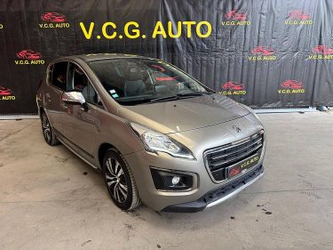 PEUGEOT 3008 2.0 HDi Hybrid4 163CH + 37CH