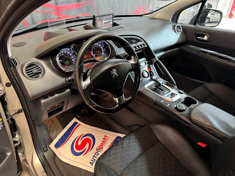 PEUGEOT 3008 2.0 HDi Hybrid4 163CH + 37CH