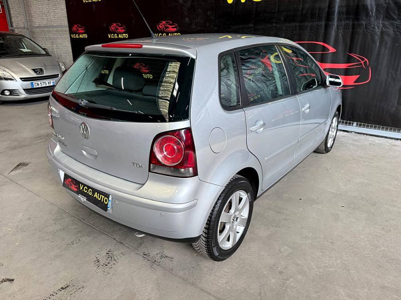 VOLKSWAGEN POLO 1.4 TDI 80 Confortline 