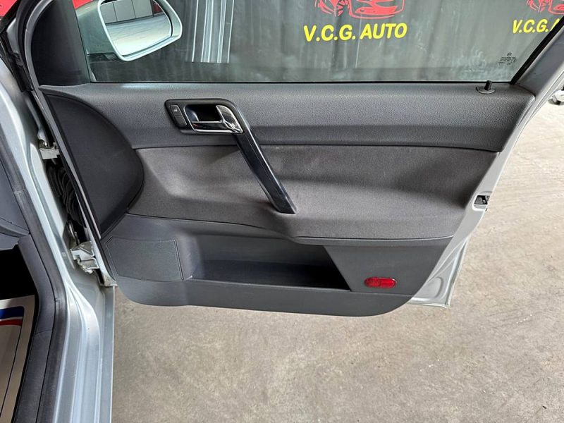 VOLKSWAGEN POLO 1.4 TDI 80 Confortline 