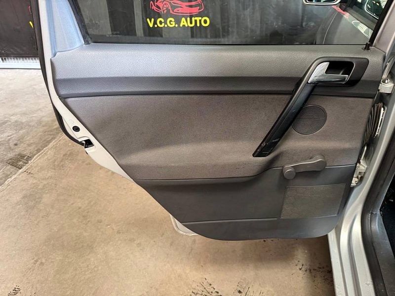 VOLKSWAGEN POLO 1.4 TDI 80 Confortline 