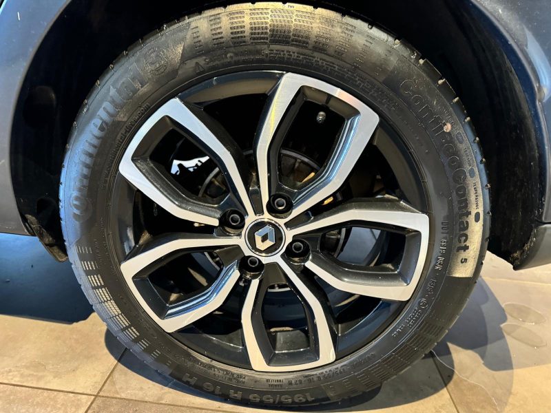 RENAULT  CLIO ESTATE  2019