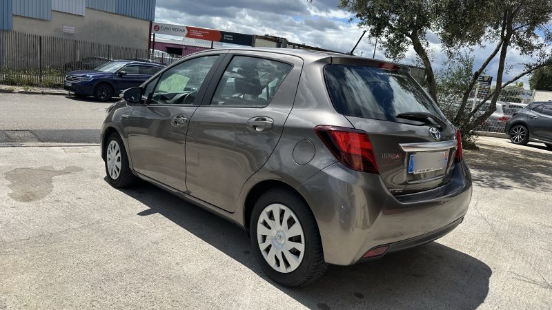 TOYOTA YARIS HYBRID 2017