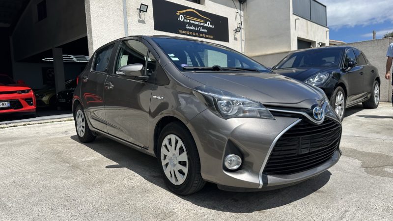 TOYOTA YARIS HYBRID 2017