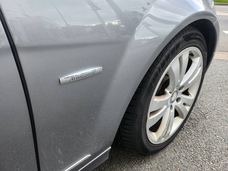 MERCEDES-BENZ CLASSE C 200 CDI AVANTGARDE 