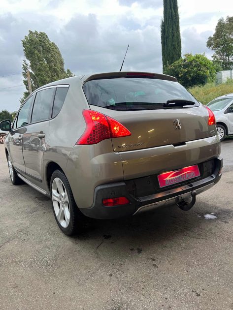 PEUGEOT 3008 2010