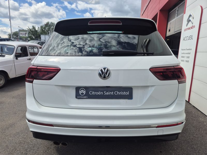 VOLKSWAGEN TIGUAN 2016
