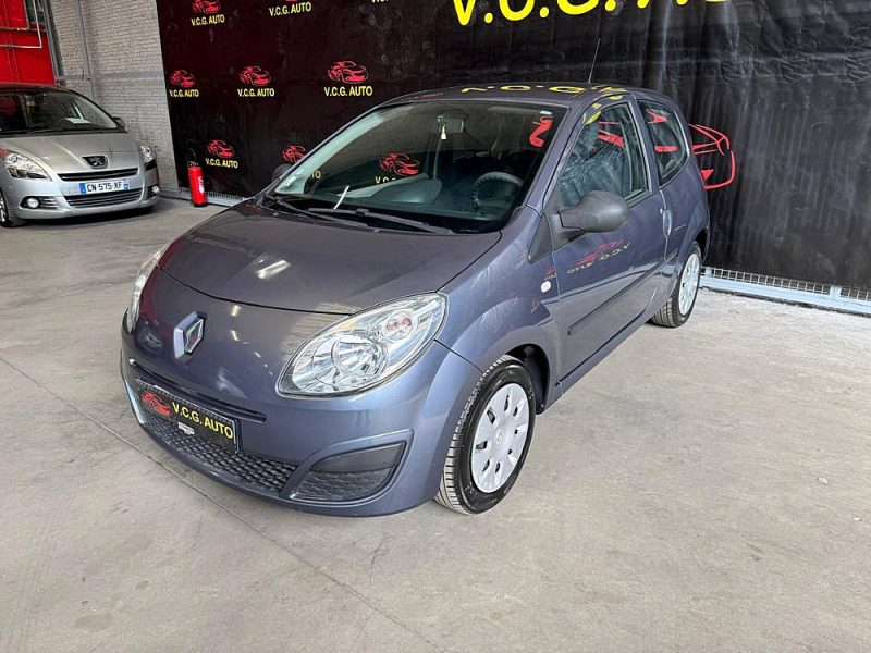 RENAULT TWINGO 1.2i 75 Authentique 