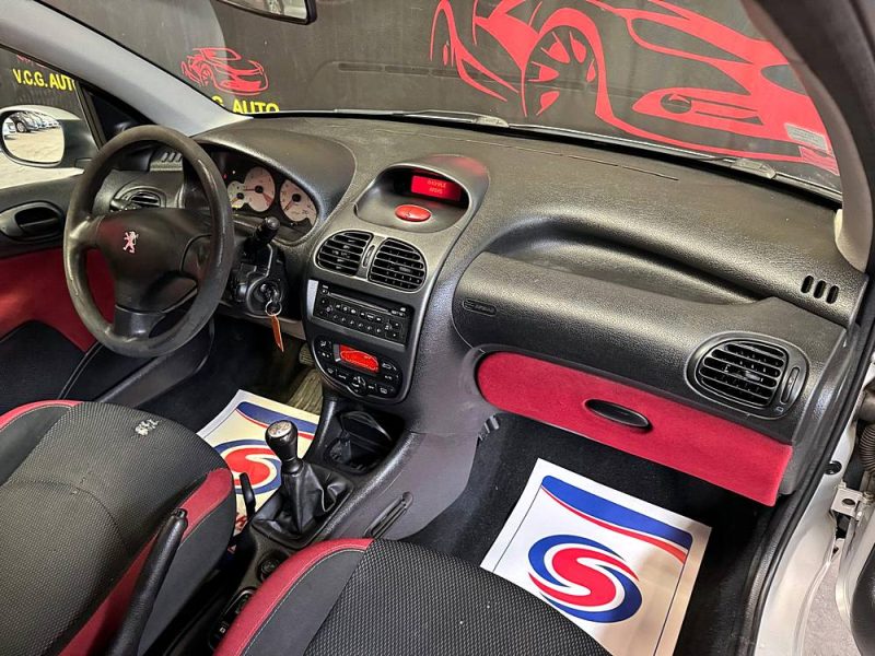 PEUGEOT 206 SW 1.4 HDI 70 Urban 