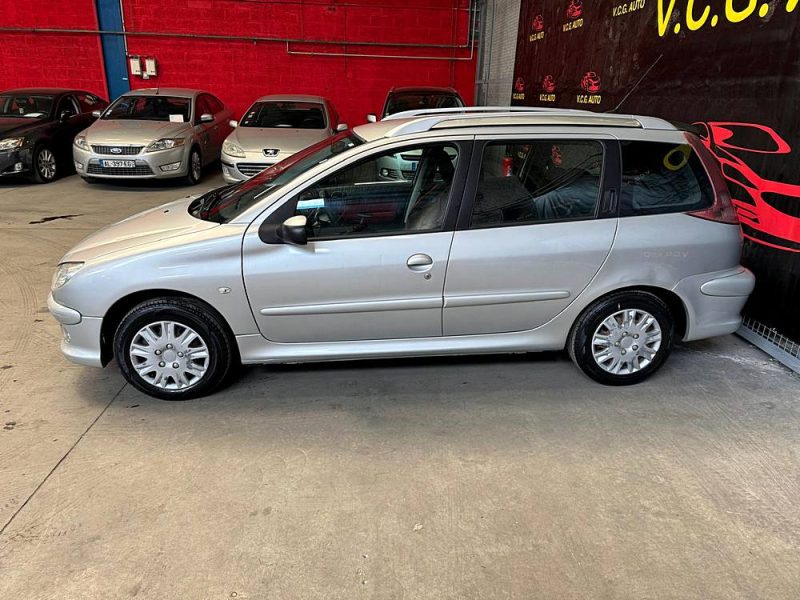 PEUGEOT 206 SW 1.4 HDI 70 Urban 