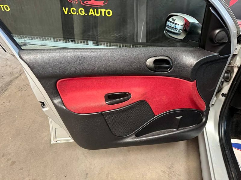 PEUGEOT 206 SW 1.4 HDI 70 Urban 