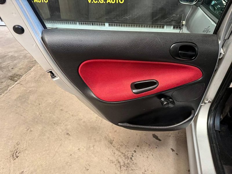 PEUGEOT 206 SW 1.4 HDI 70 Urban 